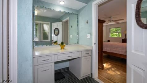 460 Laurel Lane Kinnelon NJ 07405