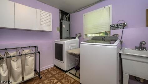 460 Laurel Lane Kinnelon NJ 07405