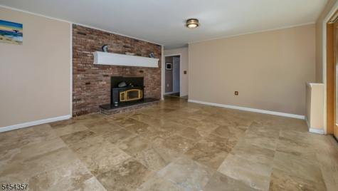 460 Laurel Lane Kinnelon NJ 07405