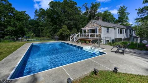 460 Laurel Lane Kinnelon NJ 07405