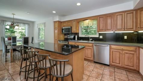 460 Laurel Lane Kinnelon NJ 07405