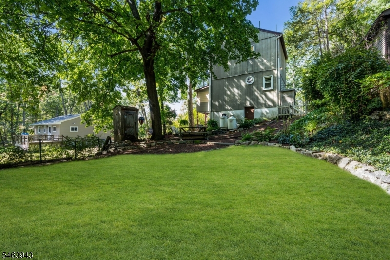 103 Vermont Trail Hopatcong NJ 07843