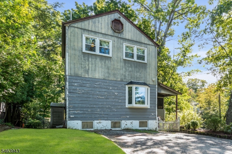 103 Vermont Trail Hopatcong NJ 07843