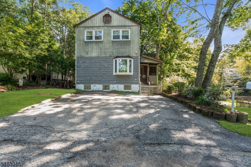 103 Vermont Trail Hopatcong NJ 07843