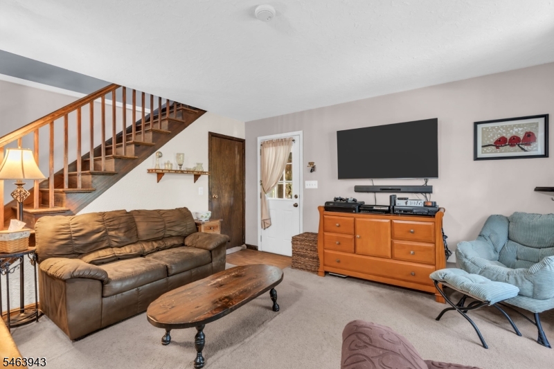 103 Vermont Trail Hopatcong NJ 07843