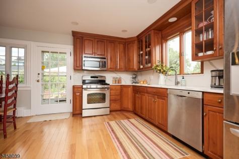 11 Winding Way West Orange NJ 07052