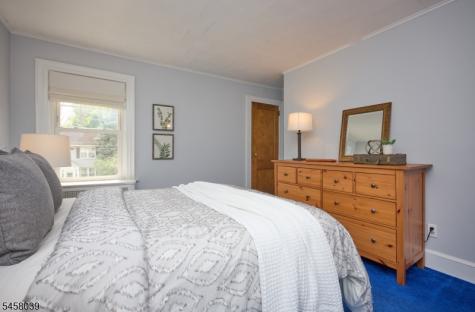 11 Winding Way West Orange NJ 07052