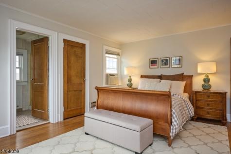 11 Winding Way West Orange NJ 07052