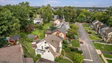 11 Winding Way West Orange NJ 07052