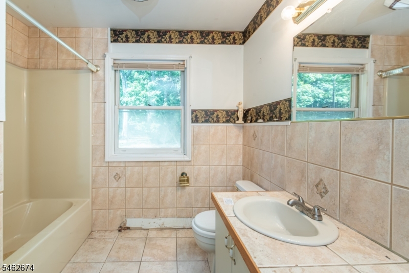 30 Shale Hill Road Wantage NJ 07461