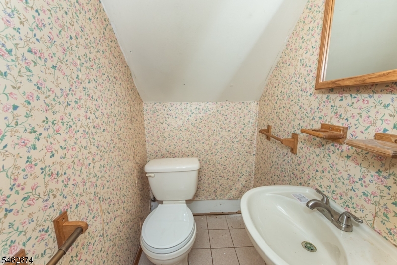 30 Shale Hill Road Wantage NJ 07461