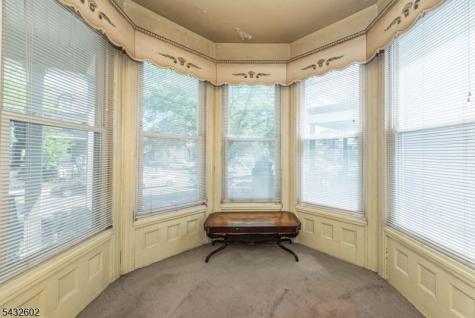 334 Clifton Avenue Newark NJ 07104
