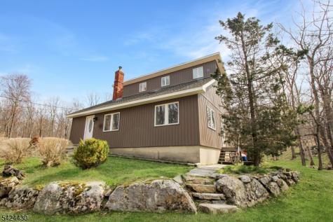 30 Northwood Road Jefferson NJ 07849