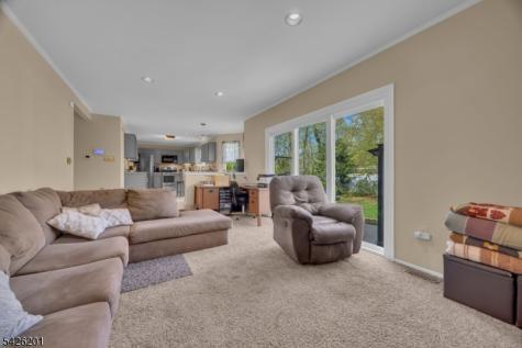 51 Oakland Road Old Bridge NJ 08857