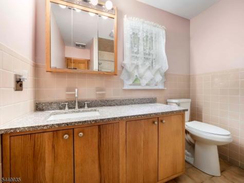 17 Fergerson Road Wantage NJ 07461