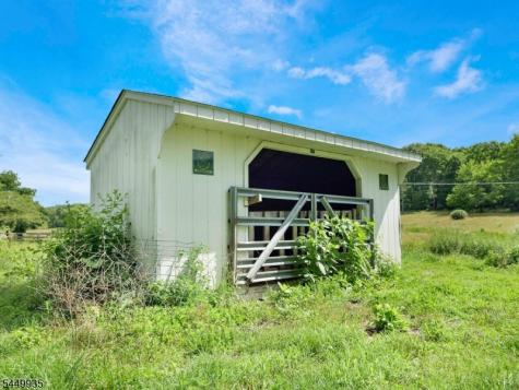 17 Fergerson Road Wantage NJ 07461