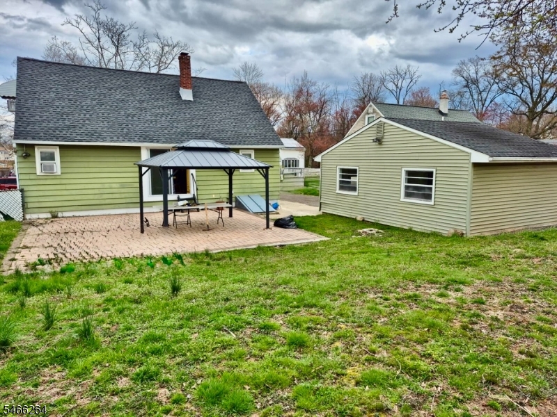 66 Independence Drive Roselle NJ 07203