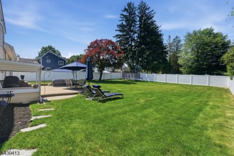 13 Cedar Street East Hanover NJ 07936