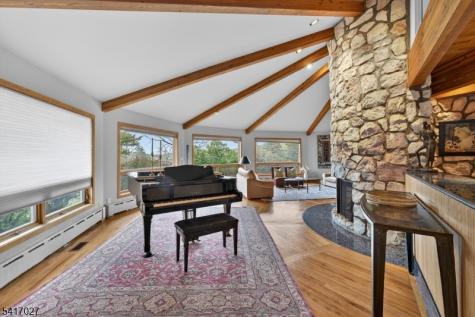 166 River Road Franklin NJ 08801