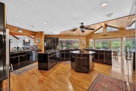 166 River Road Franklin NJ 08801