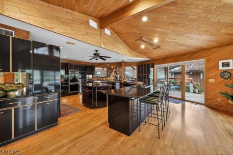 166 River Road Franklin NJ 08801