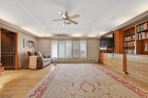 166 River Road Franklin NJ 08801