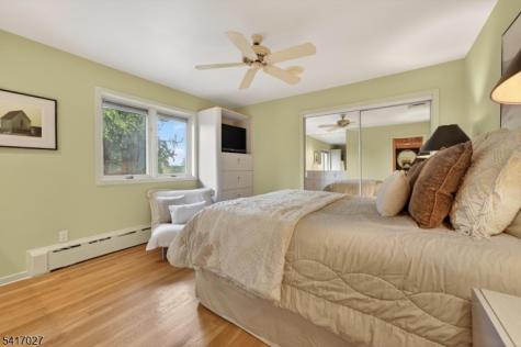 166 River Road Franklin NJ 08801