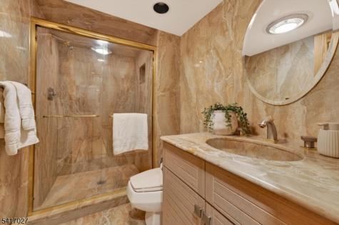 166 River Road Franklin NJ 08801