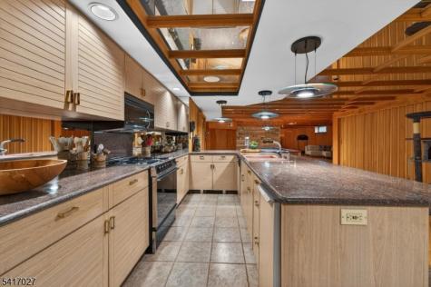 166 River Road Franklin NJ 08801