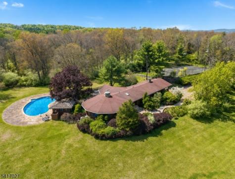166 River Road Franklin NJ 08801