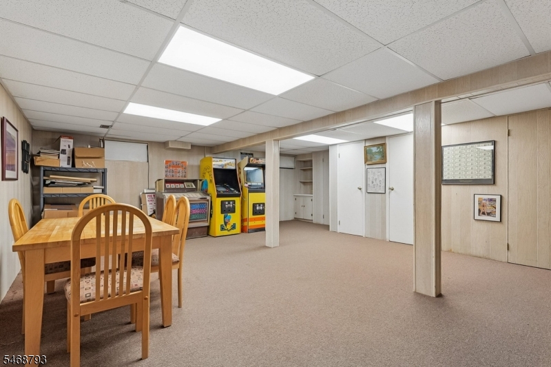 1 Fredon Drive Livingston NJ 07039