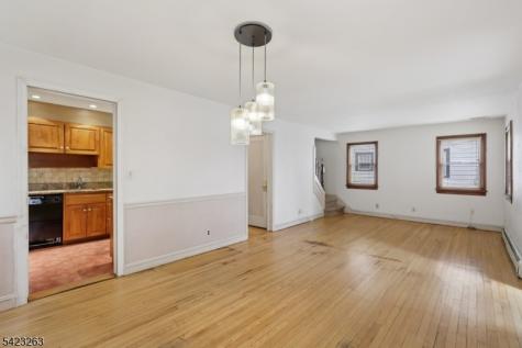 27 Jagoe Street Bergenfield NJ 07621