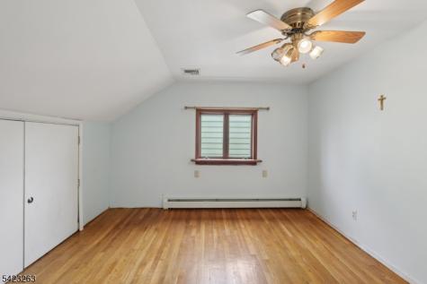 27 Jagoe Street Bergenfield NJ 07621