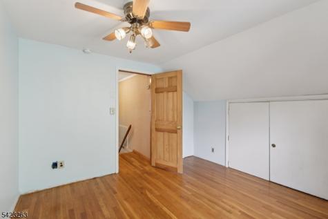 27 Jagoe Street Bergenfield NJ 07621