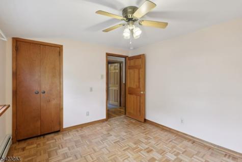 27 Jagoe Street Bergenfield NJ 07621