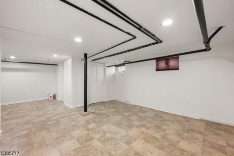 105 Burchard Avenue East Orange NJ 07017