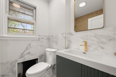 105 Burchard Avenue East Orange NJ 07017