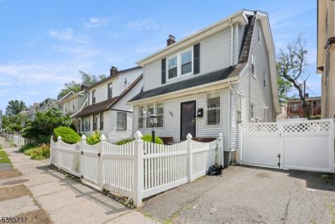 105 Burchard Avenue East Orange NJ 07017