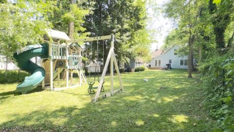 590 Woodland Avenue Mountainside NJ 07092