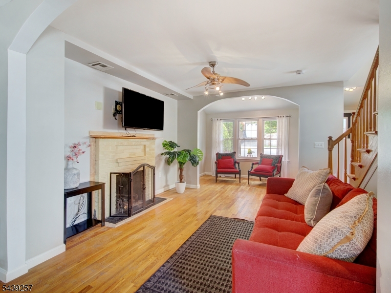 8 Pine Street West Orange NJ 07052