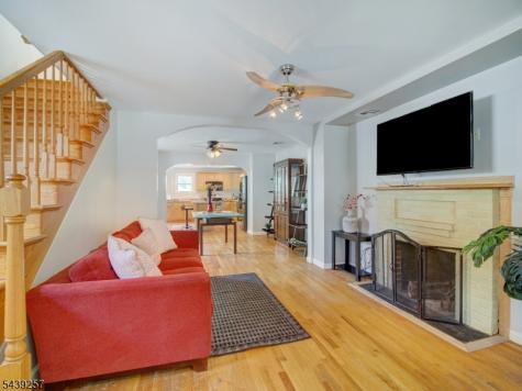 8 Pine Street West Orange NJ 07052