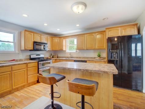 8 Pine Street West Orange NJ 07052