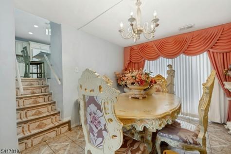 8 Monaghan Road Edison NJ 08817