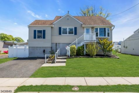 10 Haug Street Union Beach NJ 07735