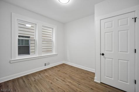 18 Hilton Avenue Maplewood NJ 07040
