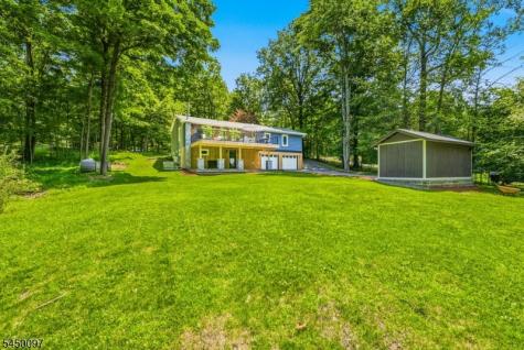 142 Gunn Road Frankford NJ 07826