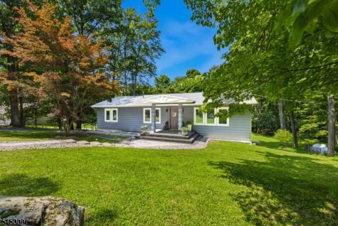 142 Gunn Road Frankford NJ 07826