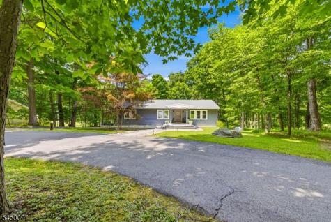 142 Gunn Road Frankford NJ 07826