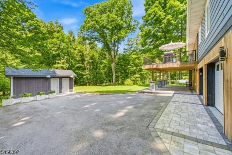 142 Gunn Road Frankford NJ 07826