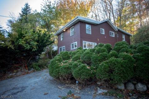 18 Decker Pond Road Vernon NJ 07461